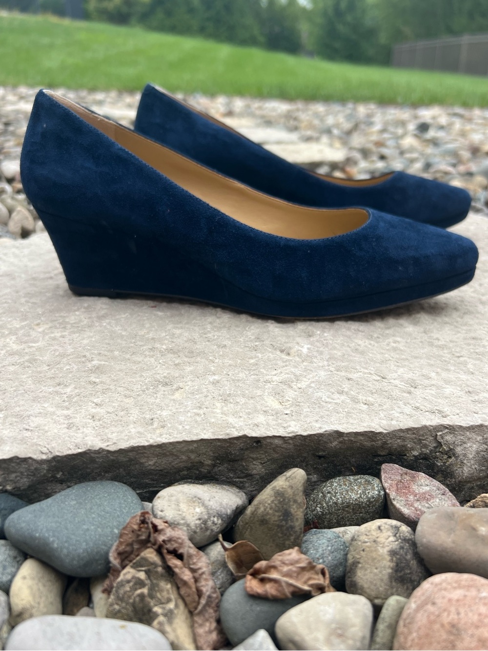 Talbots Navy Suede Wedge Pumps - Picture 1 of 14